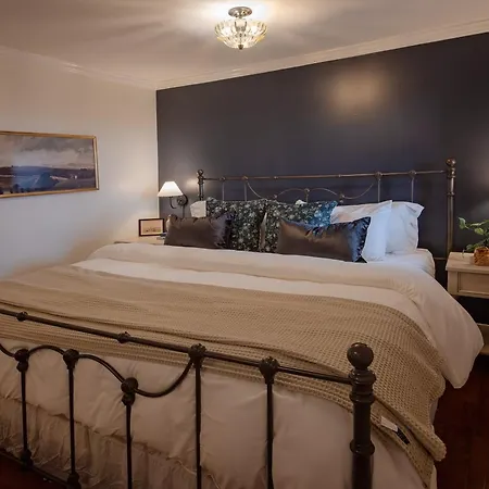 Historic Riverview Inn Suite Nine